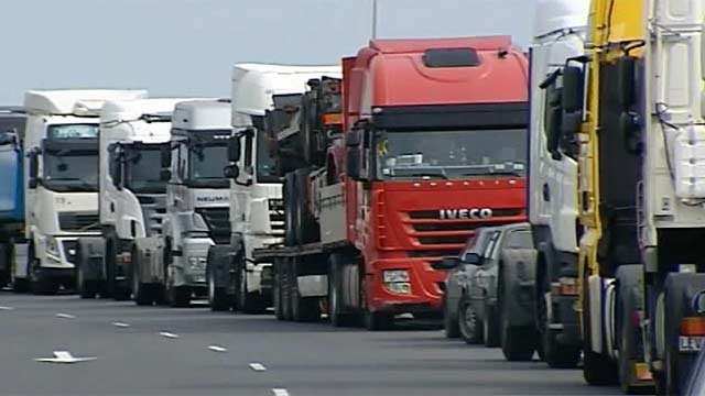 Кубанские власти ограничили движение грузовиков к Черноморскому побережью