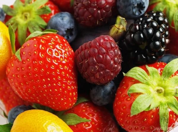 Хороший урожай ягод и фруктов собран в Самарской области