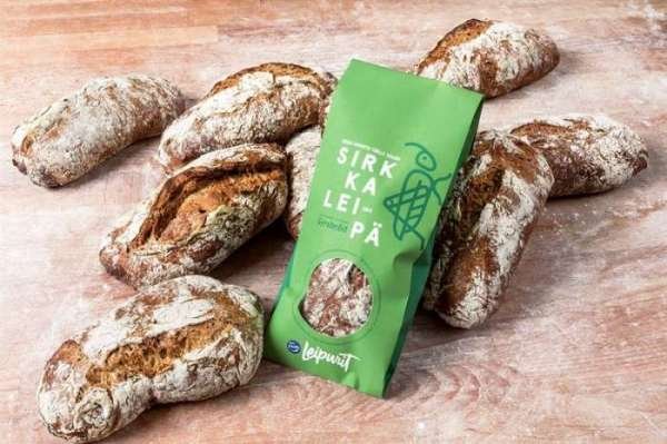 В Финляндии "сверчковый хлеб" разбирают на сувениры