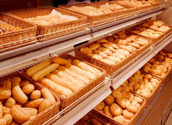 УФАС обвиняет подмосковных ритейлеров в отказе от хлеба местного производства
