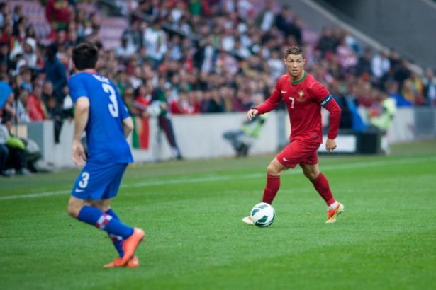 Спонсоры сборной Португалии ожидают прибыли от побед на Евро-2016