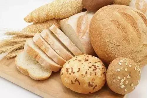 Российские пекари выступают против возврата непроданного хлеба