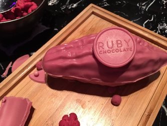 "Рубиновый" шоколад Barry Callebaut дополнит цветовую гамму белого и темного